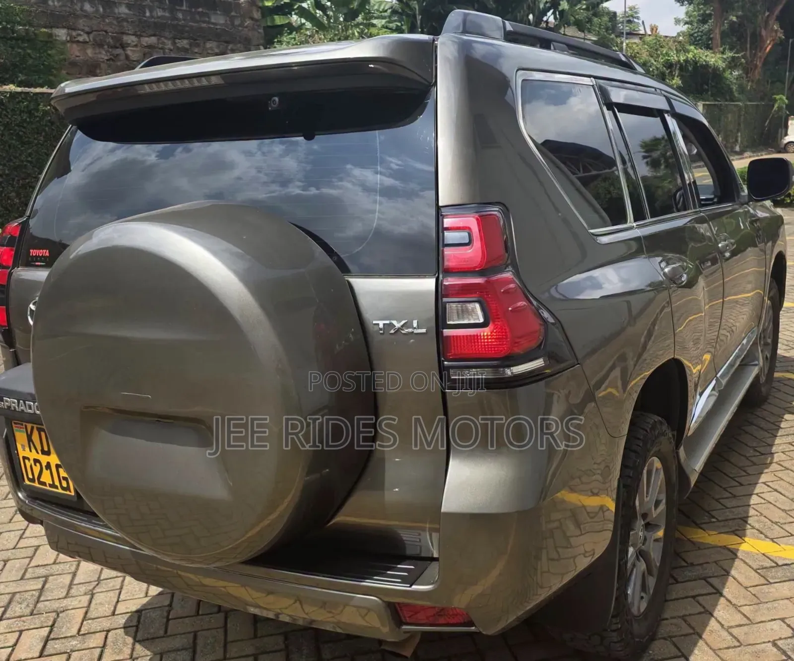 Toyota Land Cruiser Prado 2015 Brown