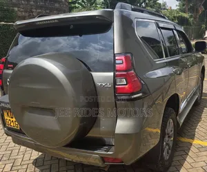 Toyota Land Cruiser Prado 2015 Brown