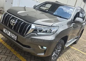 Toyota Land Cruiser Prado 2015 Brown