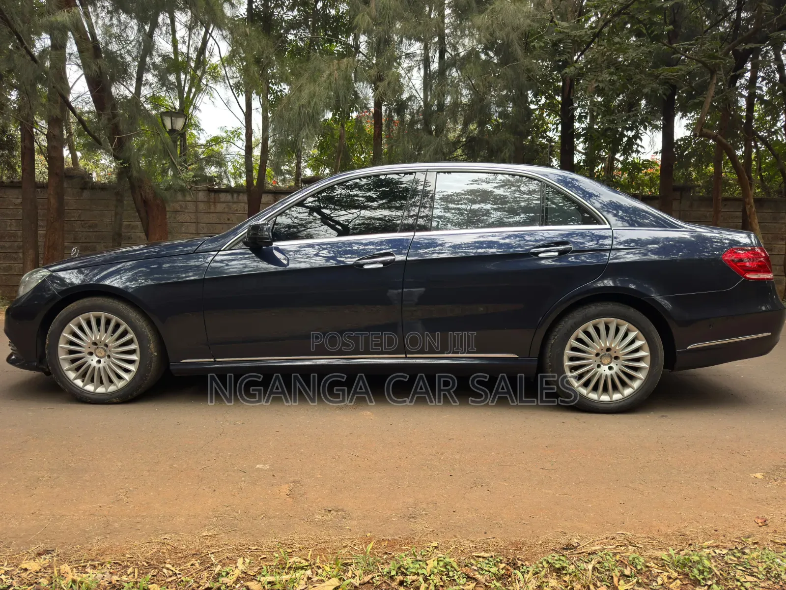 Mercedes-Benz E250 SV Premium 2014 Blue