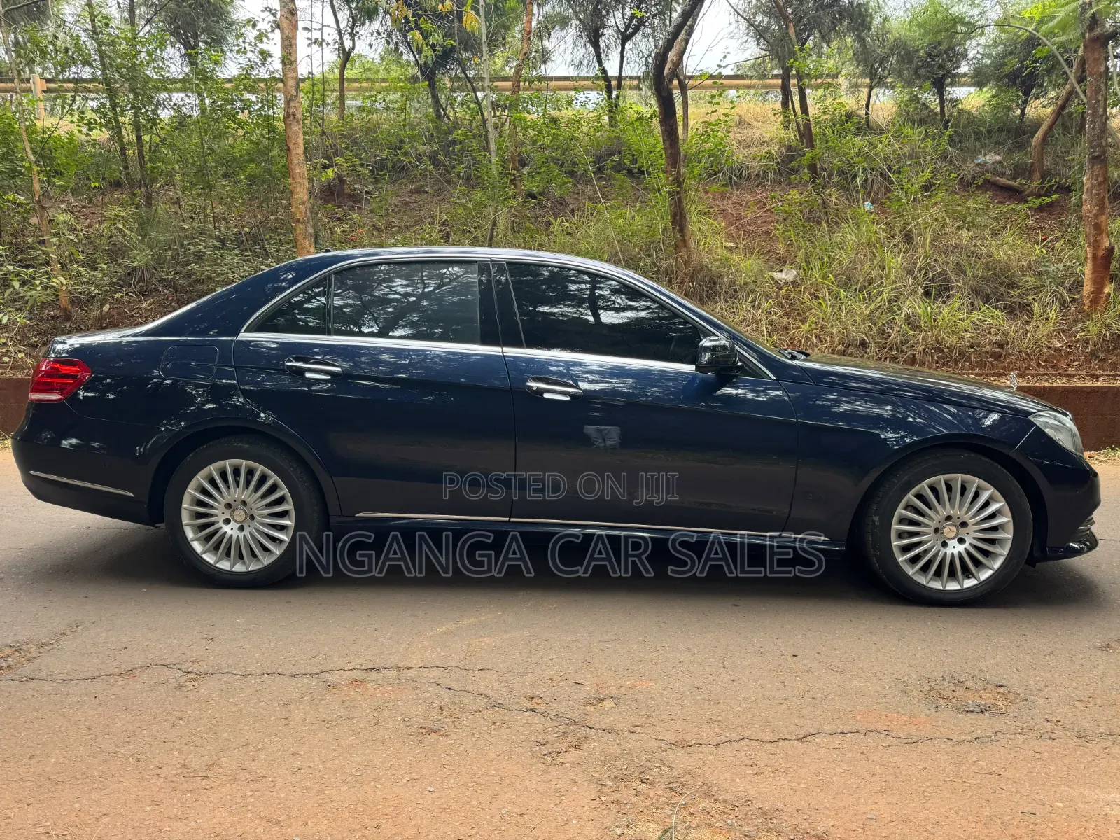 Mercedes-Benz E250 SV Premium 2014 Blue