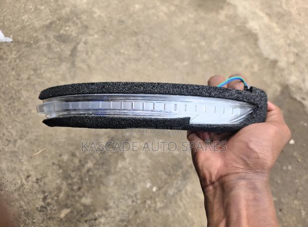 Nissan Serena/Xtrail T32 New Model 2014+ Side Mirror Blinker/Indicator - main view