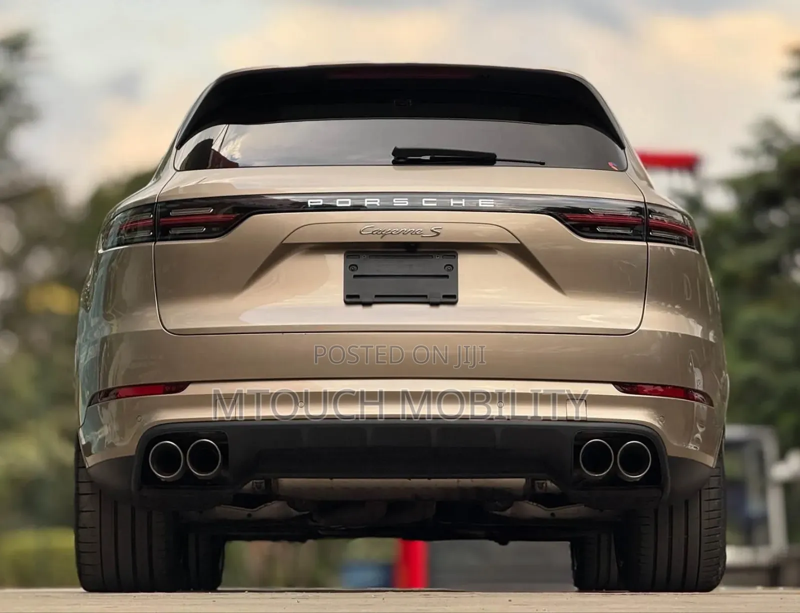 Porsche Cayenne 2019 Gold