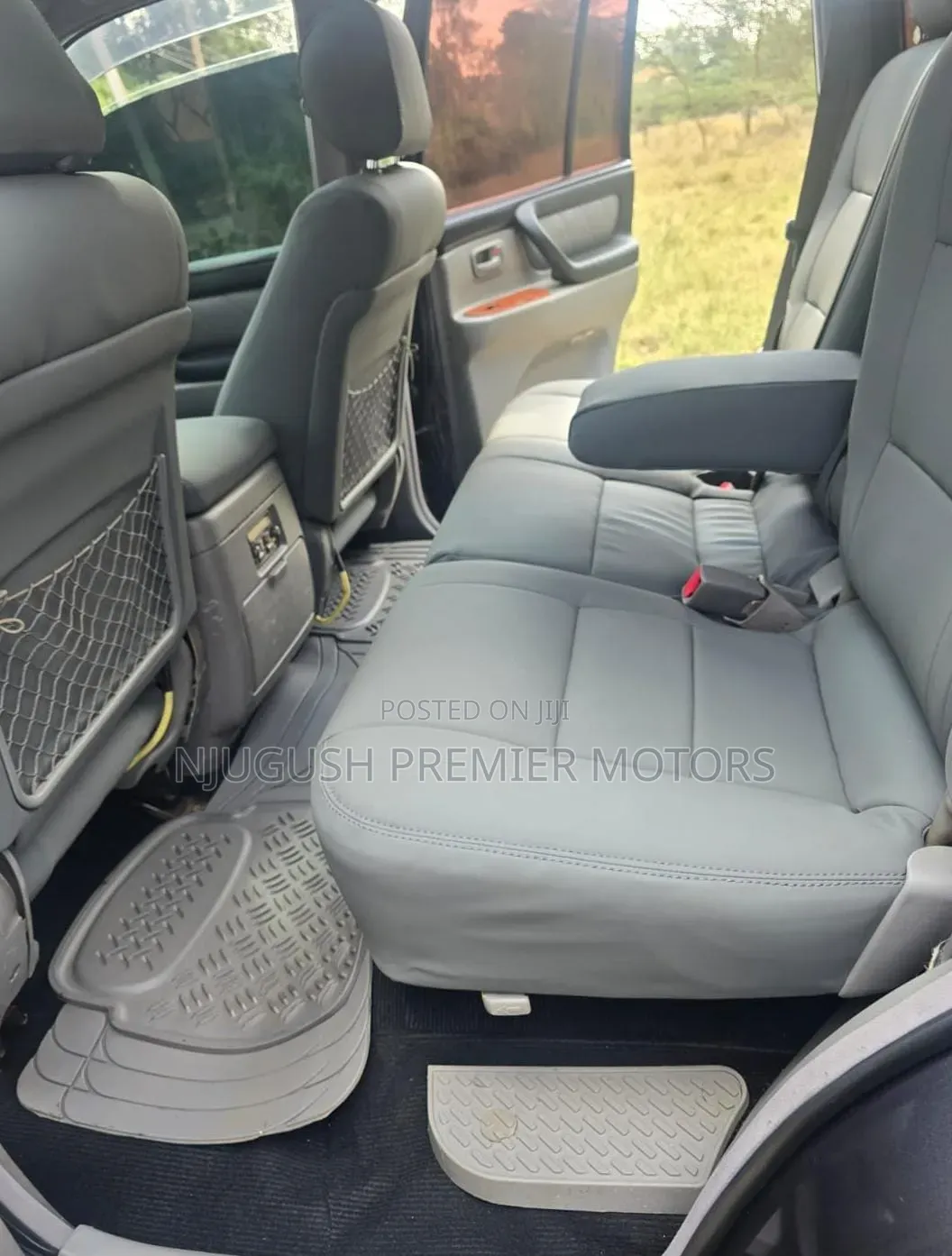 Toyota Land Cruiser 2005 Gray