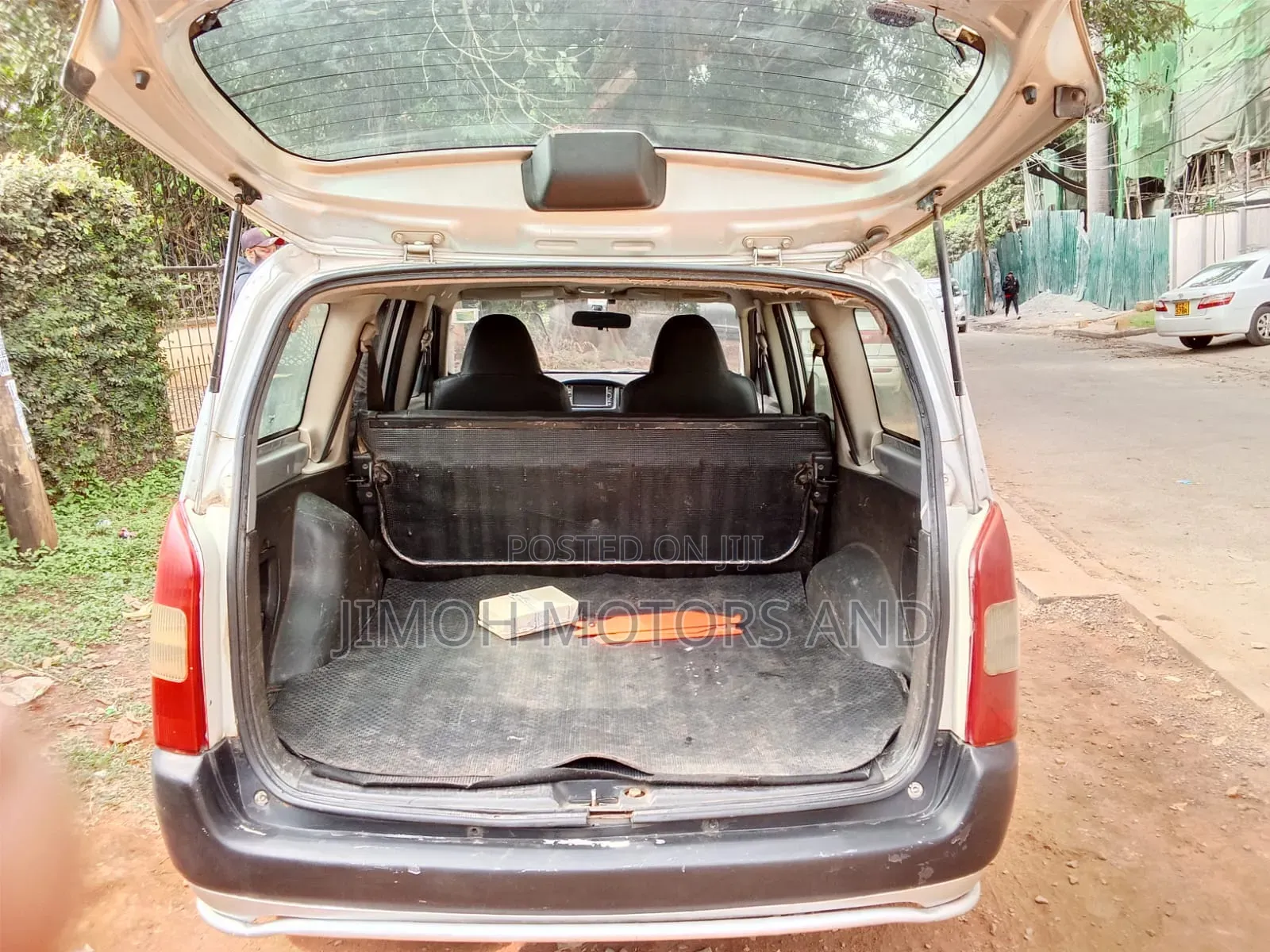 Toyota Probox 2010 Silver
