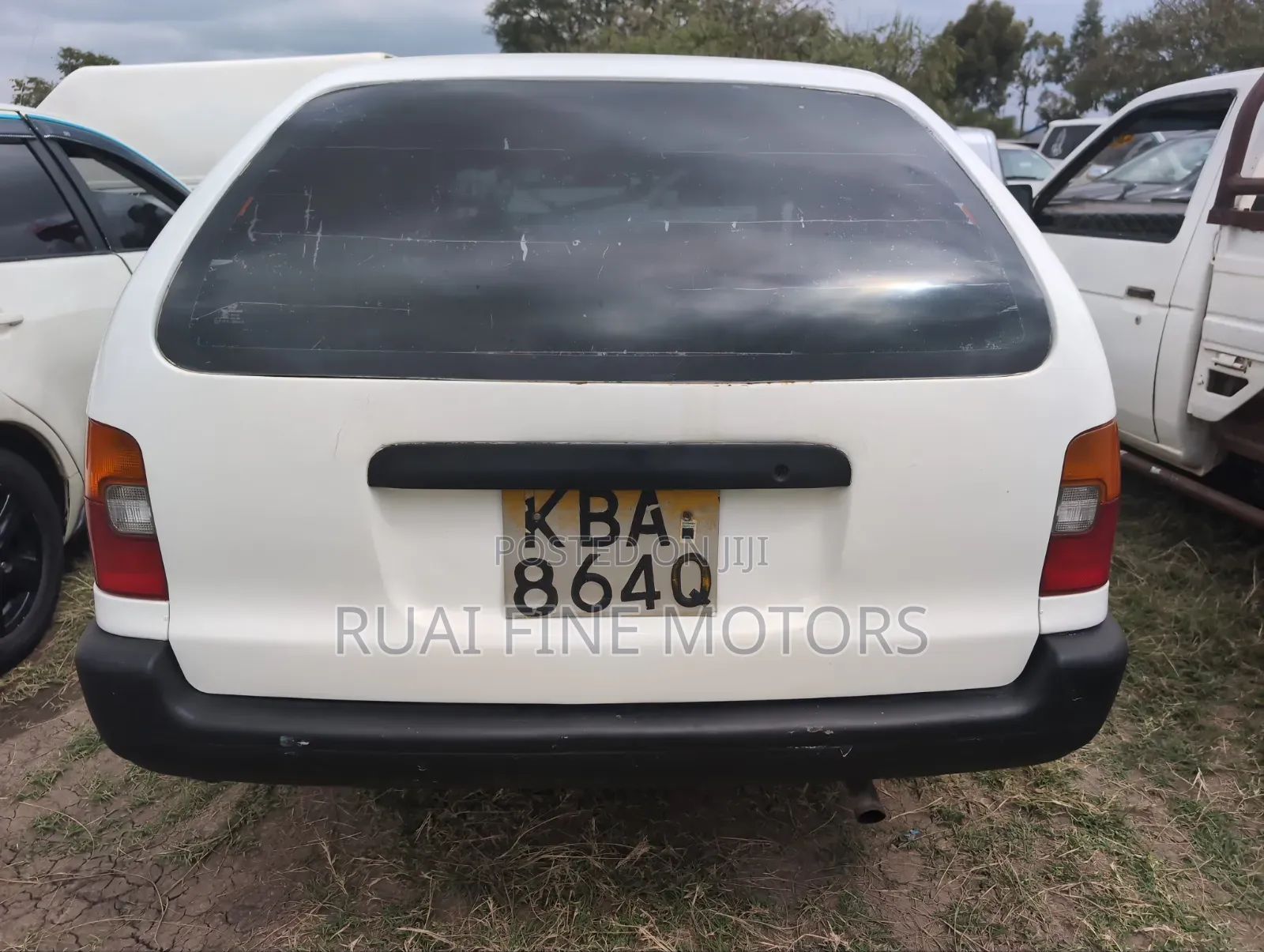 Toyota Corolla 2000 White