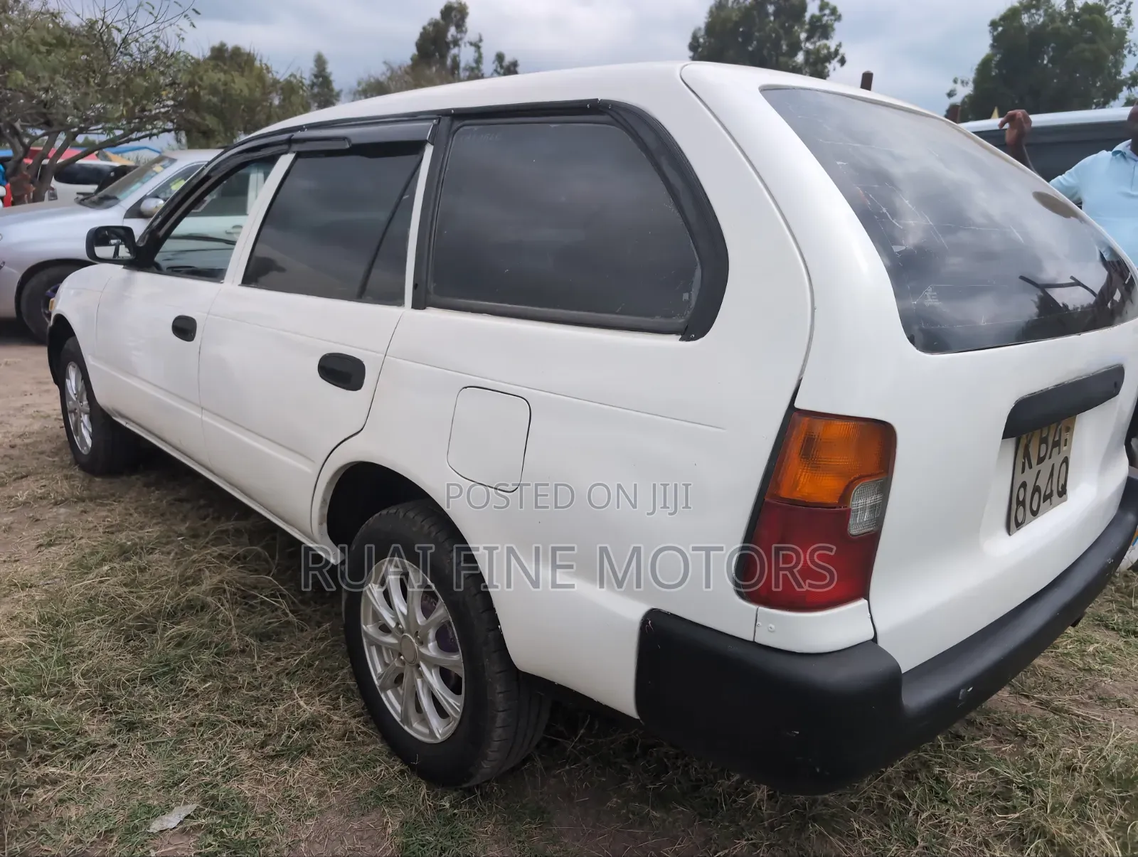 Toyota Corolla 2000 White