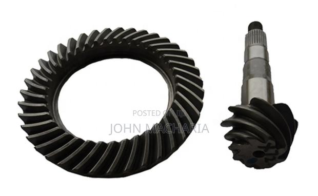 Crown Wheel and Pinion Shaft for Toyota Land Cruiser 79