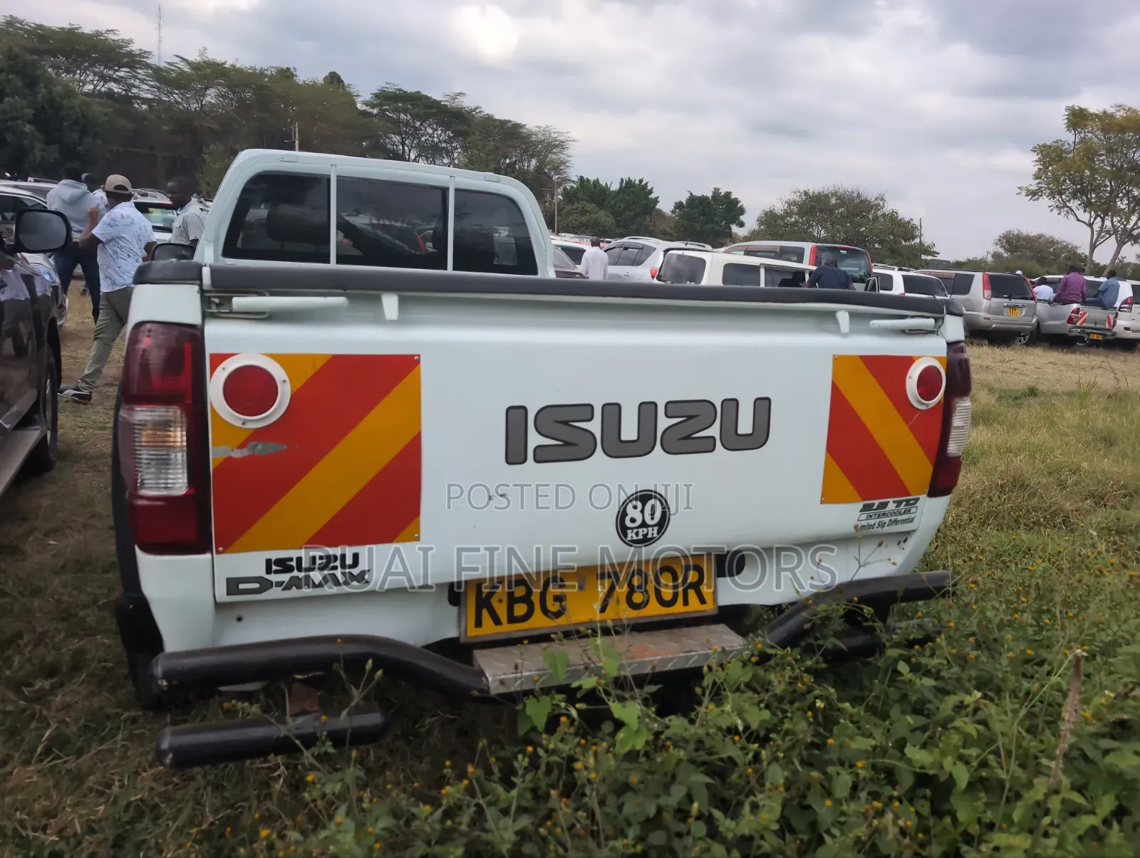 Isuzu D-MAX 2009 White