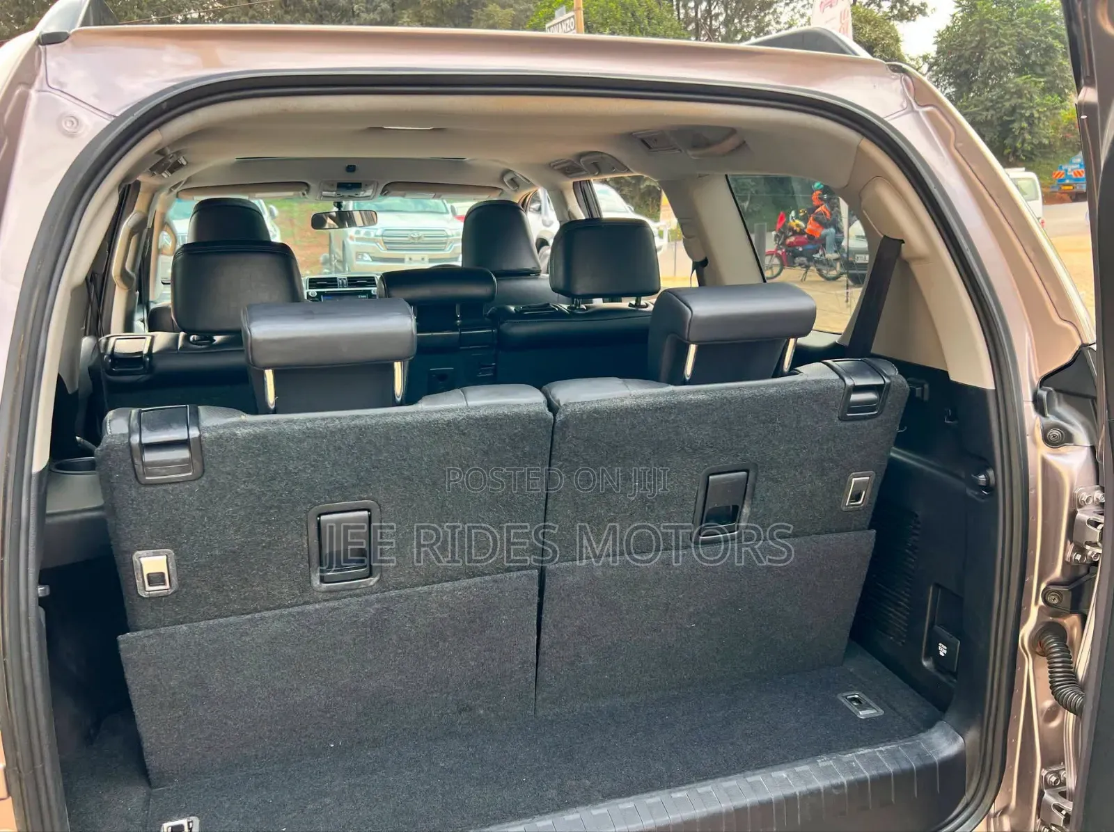 Toyota Land Cruiser Prado 2018 Beige