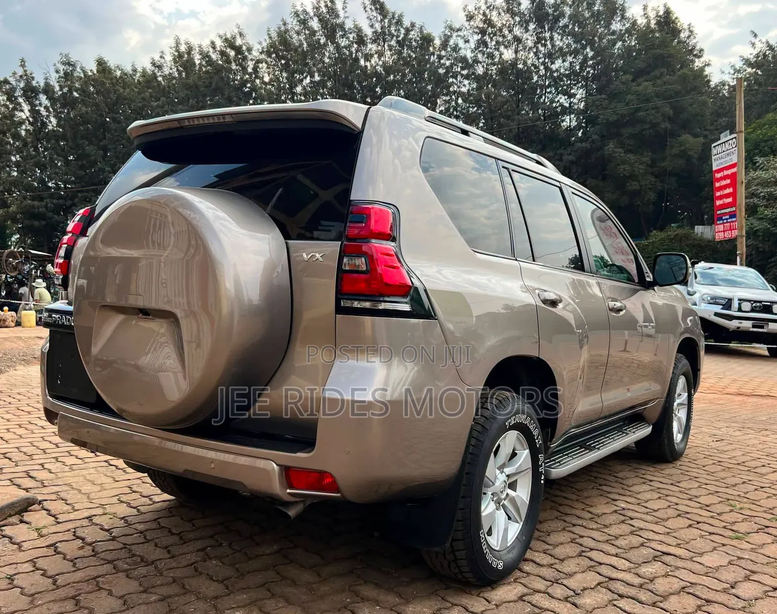 Toyota Land Cruiser Prado 2018 Beige