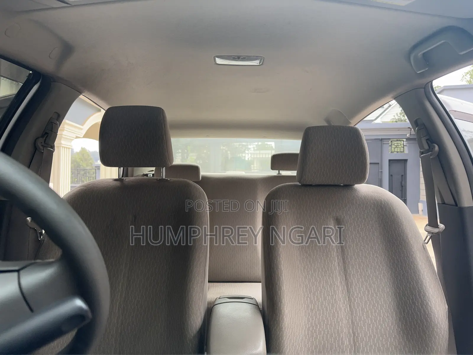 Toyota Belta 2011 Silver