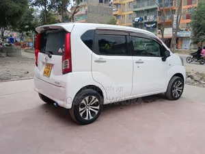 Daihatsu Move 2015 White