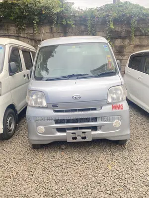 Daihatsu Atrai 2015 Silver
