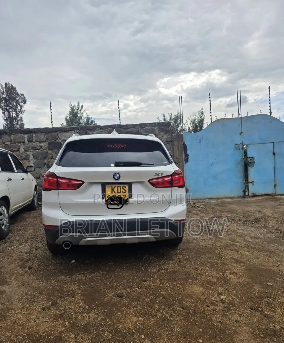 BMW X1 xDrive28i AWD 2017 White