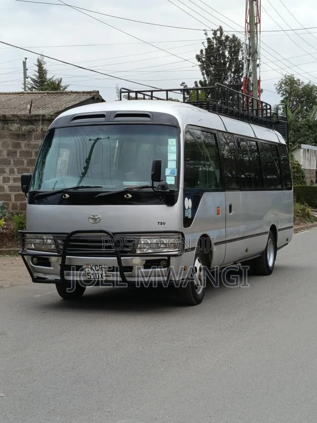 Toyota Coaster 2010 Silver - thumbnail 3