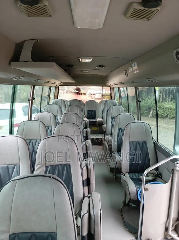 Toyota Coaster 2010 Silver - thumbnail 8
