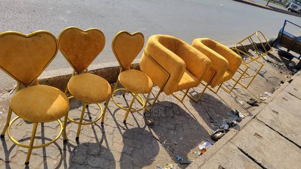 Manicure Chair - main view