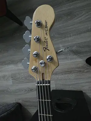 Fender Jazz 5 Strings Bass Guitar