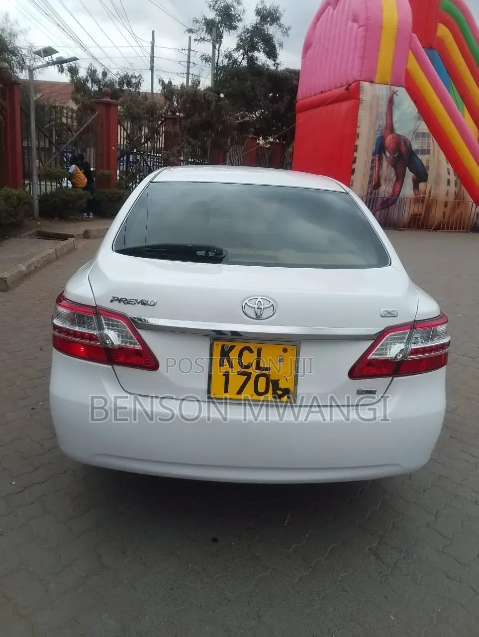 Toyota Premio 2010 White