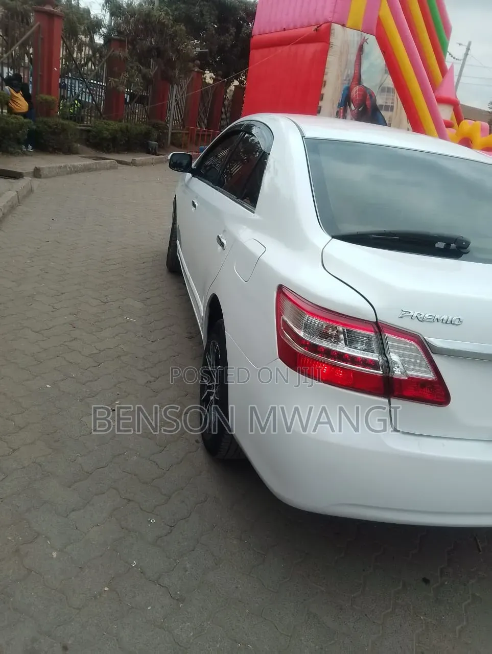 Toyota Premio 2010 White