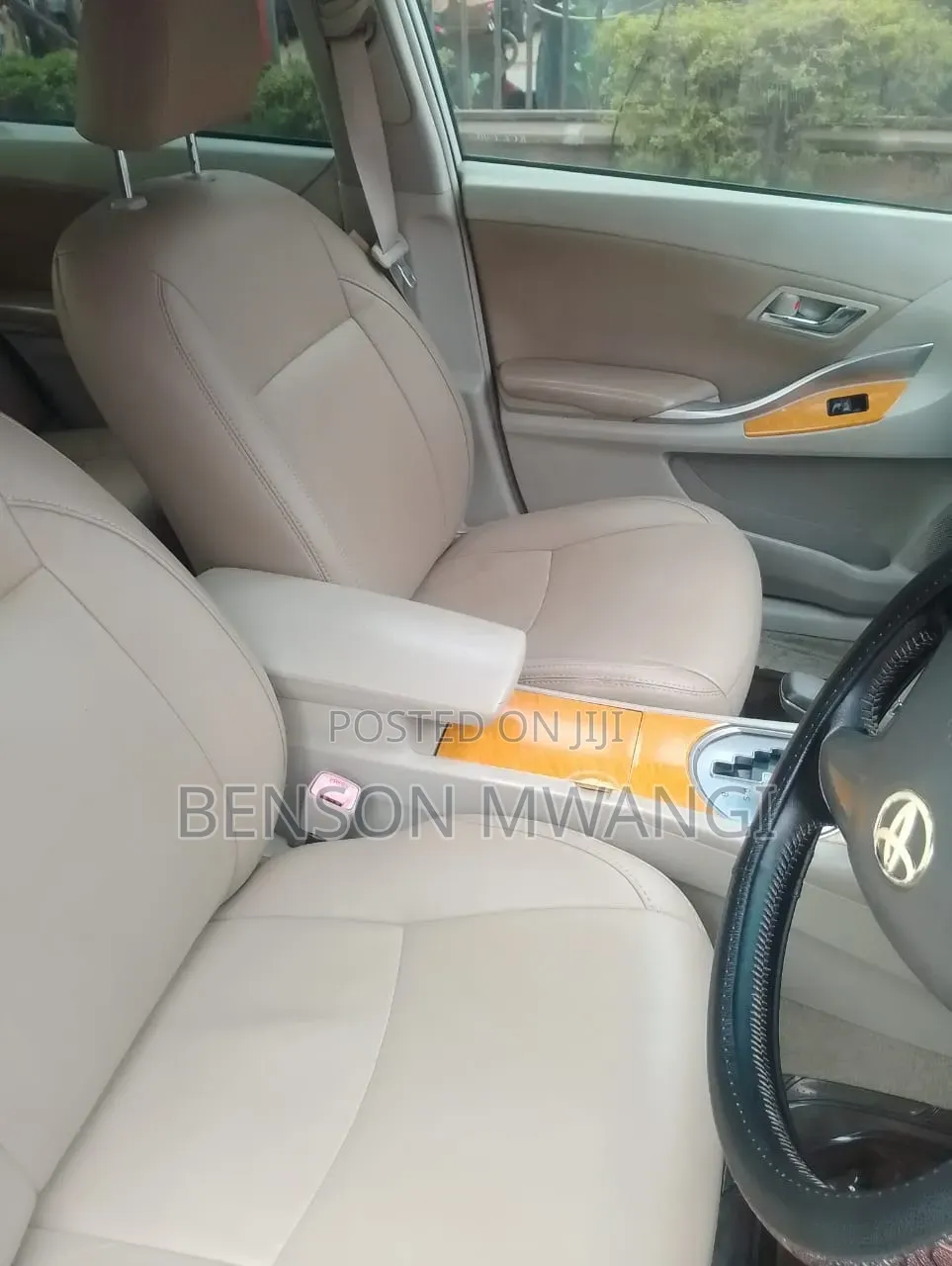 Toyota Premio 2010 White