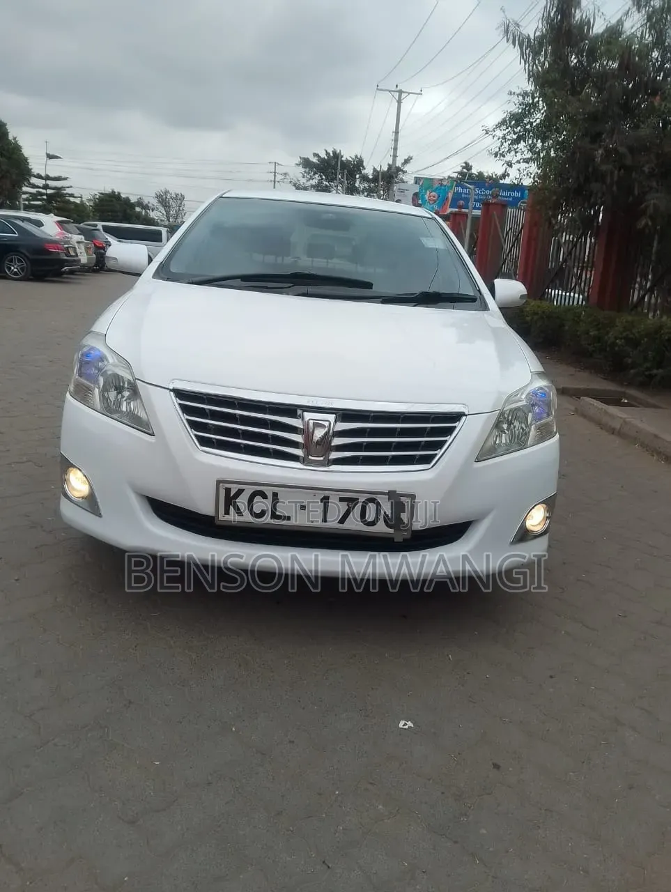 Toyota Premio 2010 White