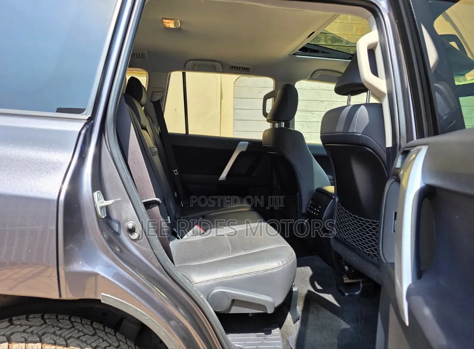 Toyota Land Cruiser Prado 2018 Gray