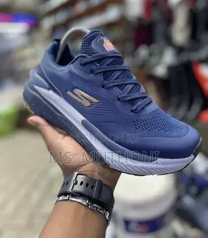 Premium Skechers Max Cushioning Sneakers Size 40-45