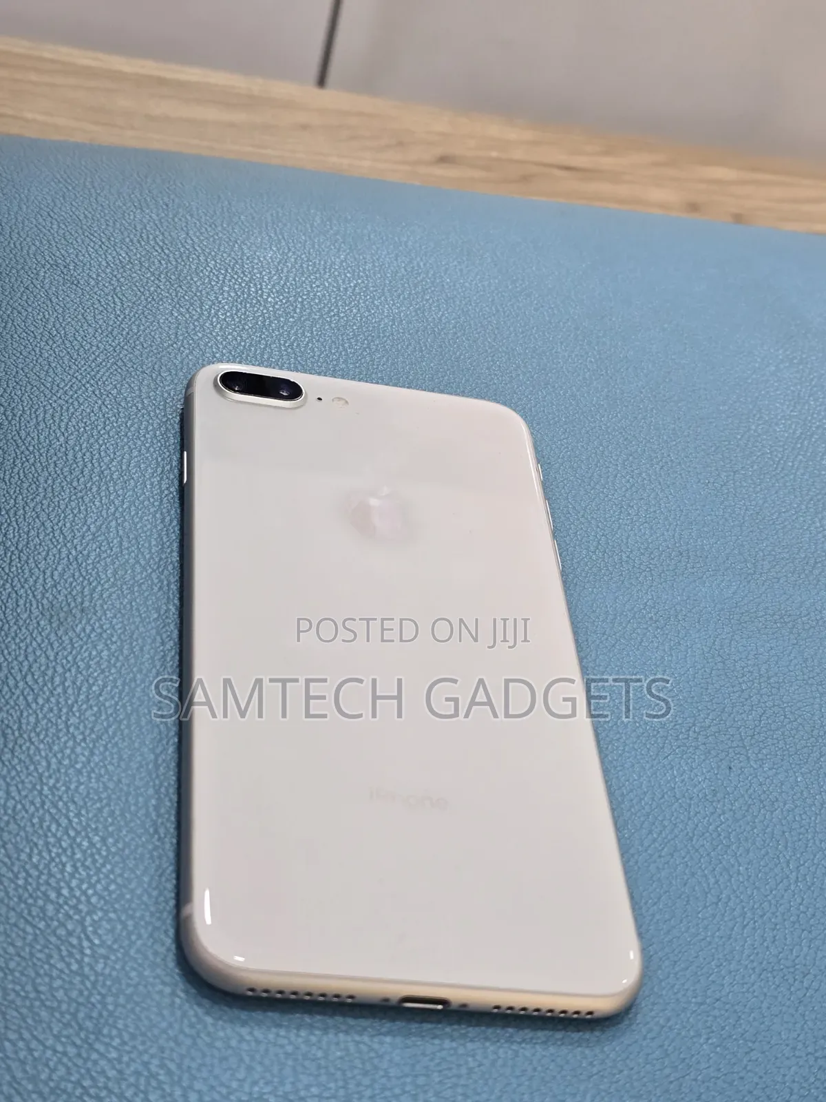 Apple iPhone 8 Plus 64 GB White