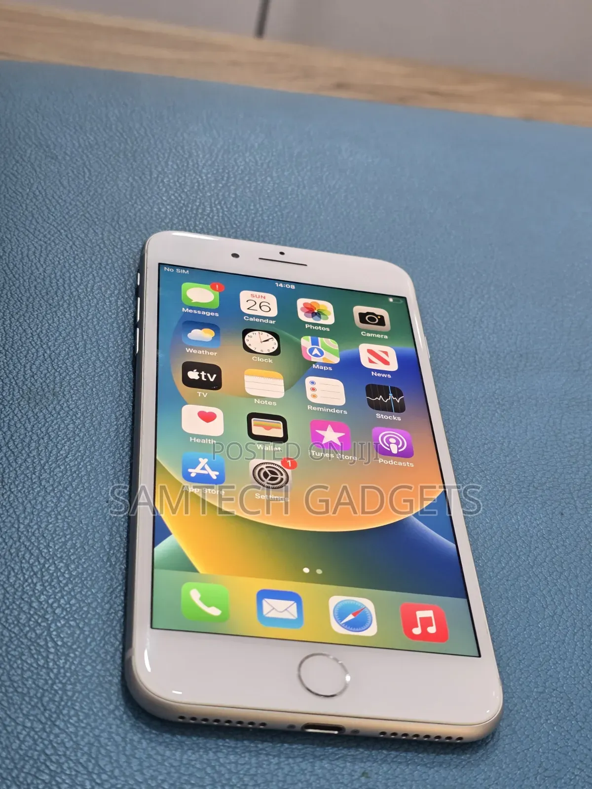 Apple iPhone 8 Plus 64 GB White