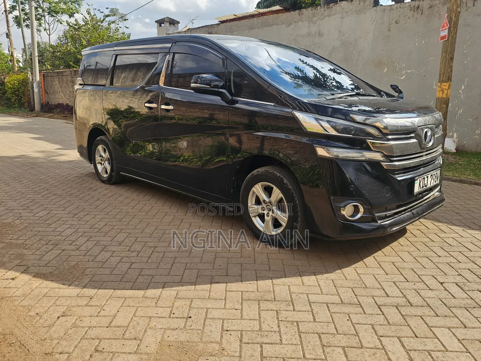 Toyota Vellfire 2015 Black
