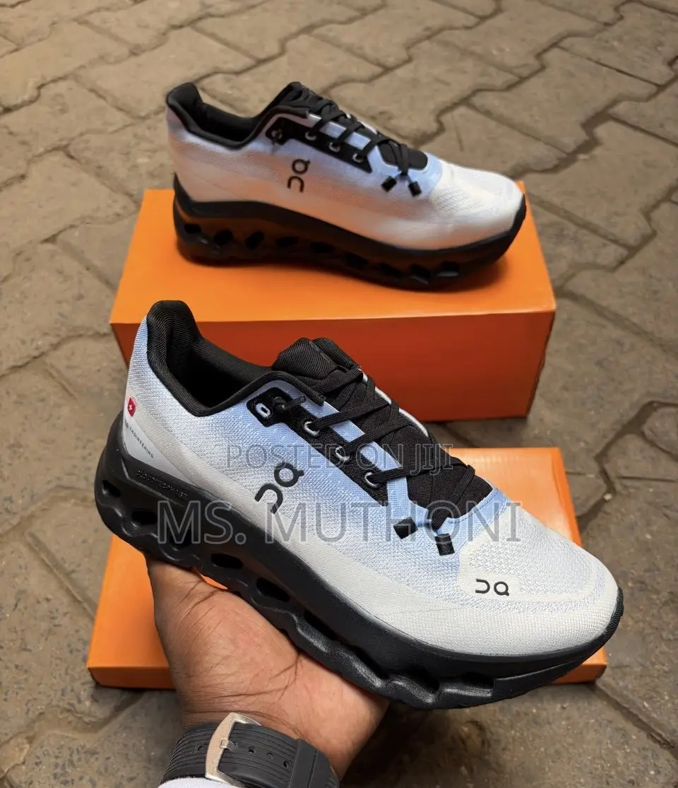 Premium Quality, Ultra Cushioned on Cloudtilt Running / Gym Sneakers