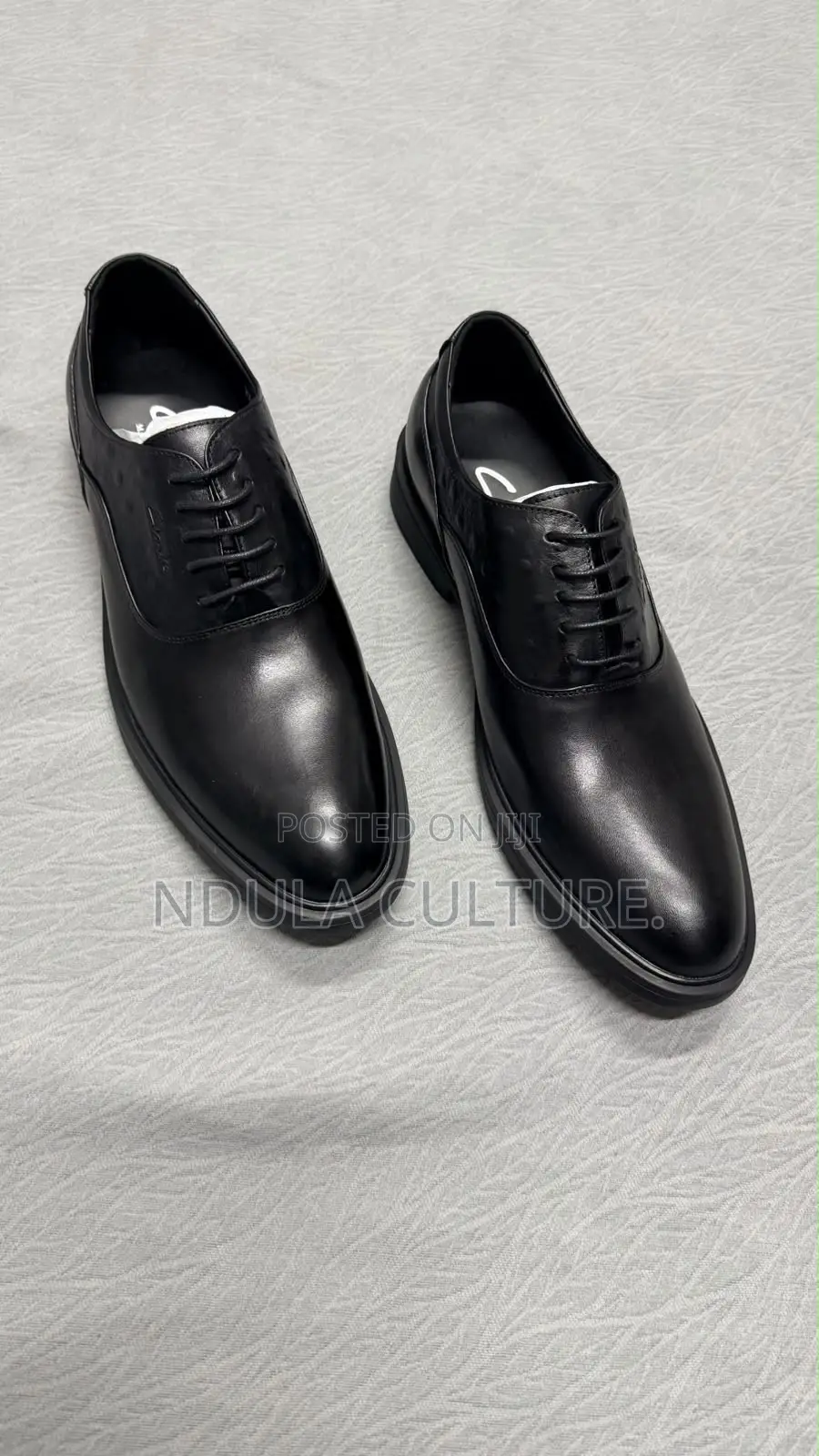 Clarks Leather Oxfords