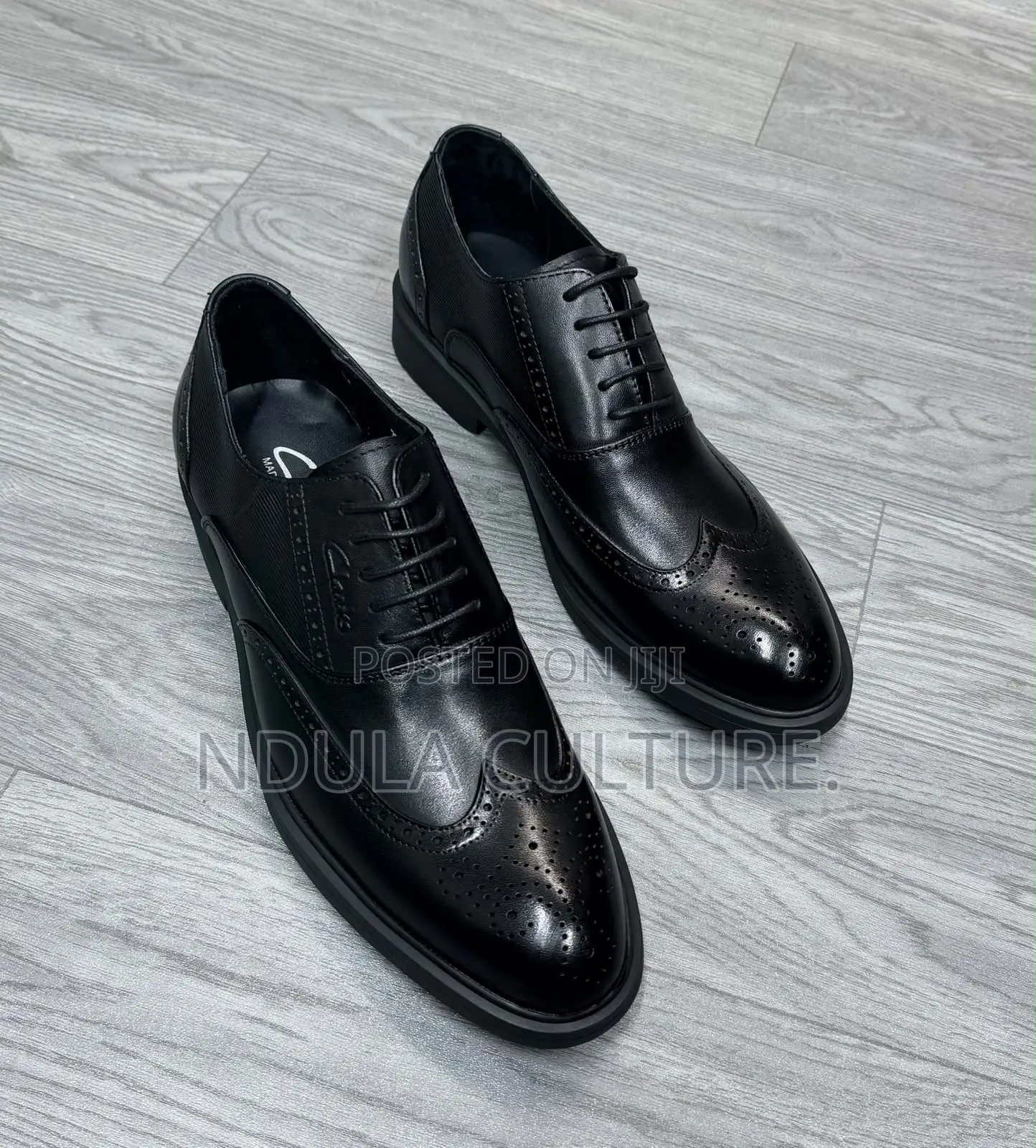 Clarks Leather Oxfords