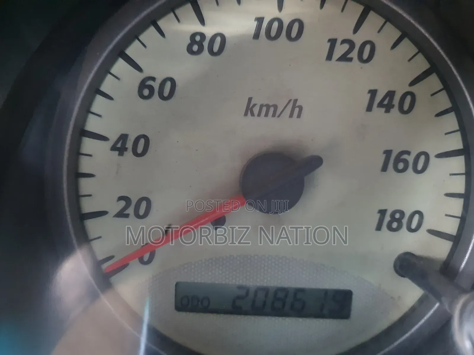 Toyota RAV4 Base FWD 2001 White