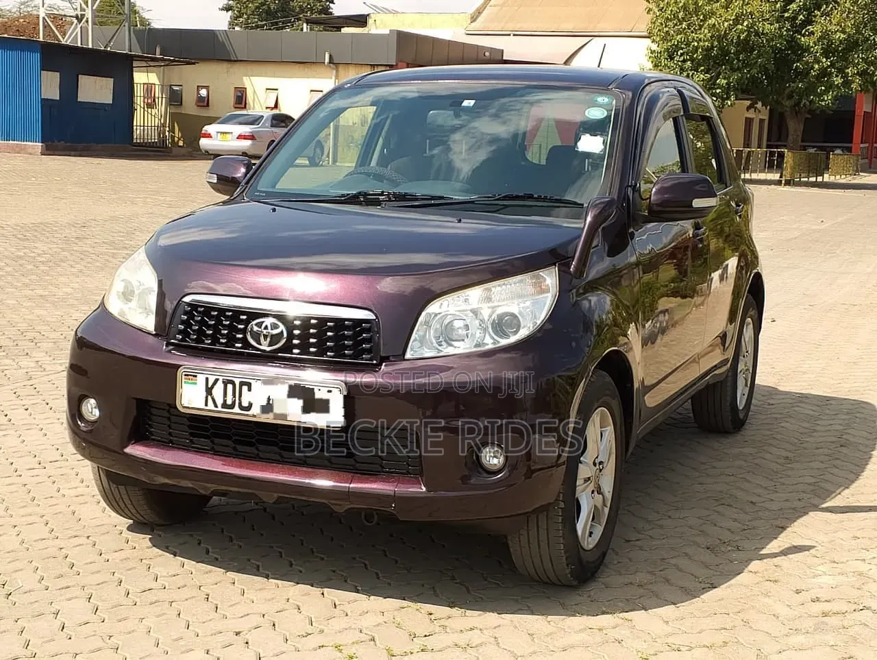 Toyota Rush 2014 Purple