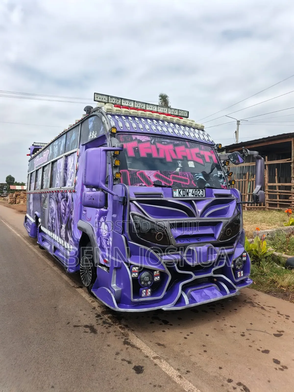 Hino Dutro 2014