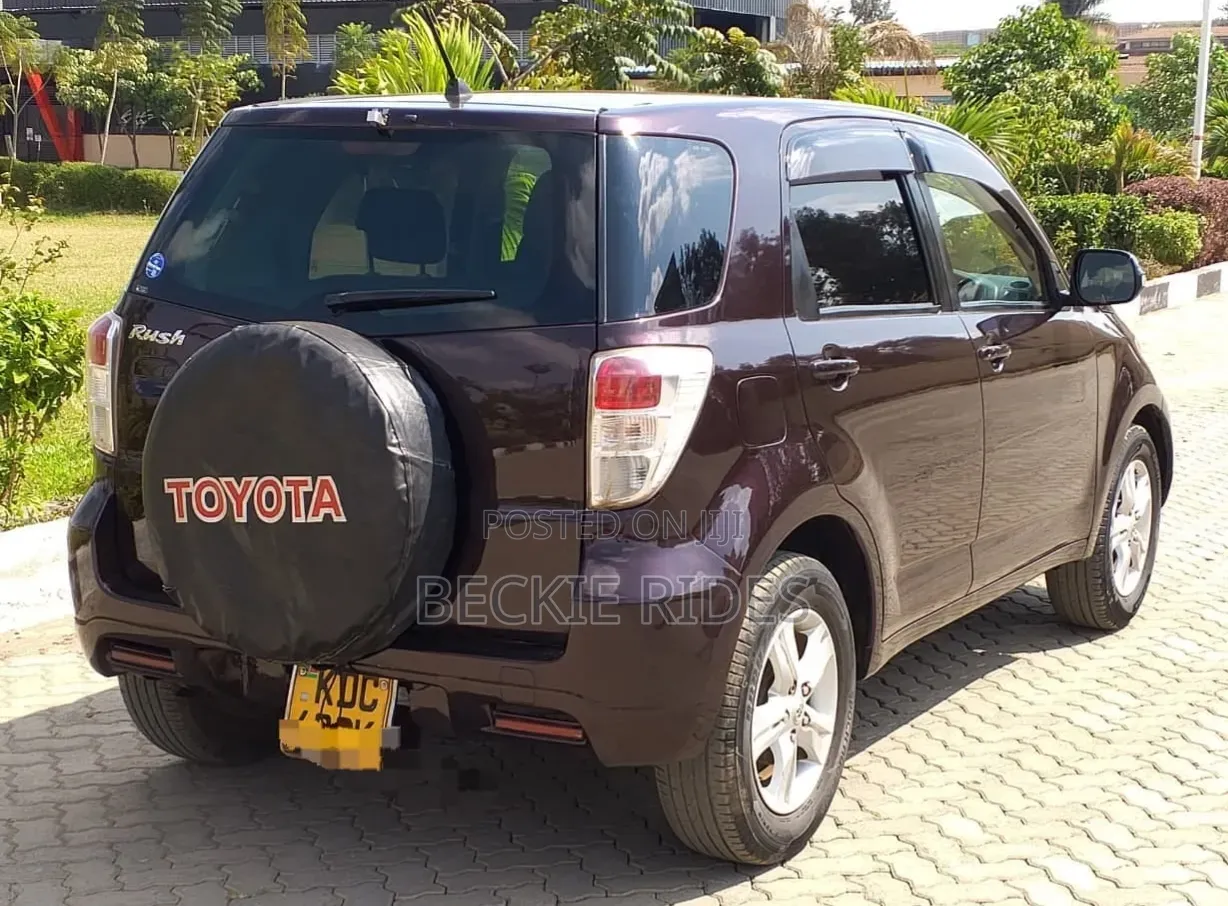 Toyota Rush 2014 Purple