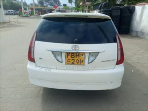 Toyota Mark II Blit 2006 White