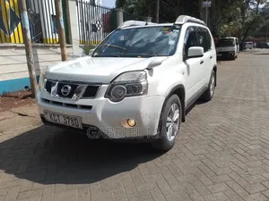 Nissan X-Trail 2011 White