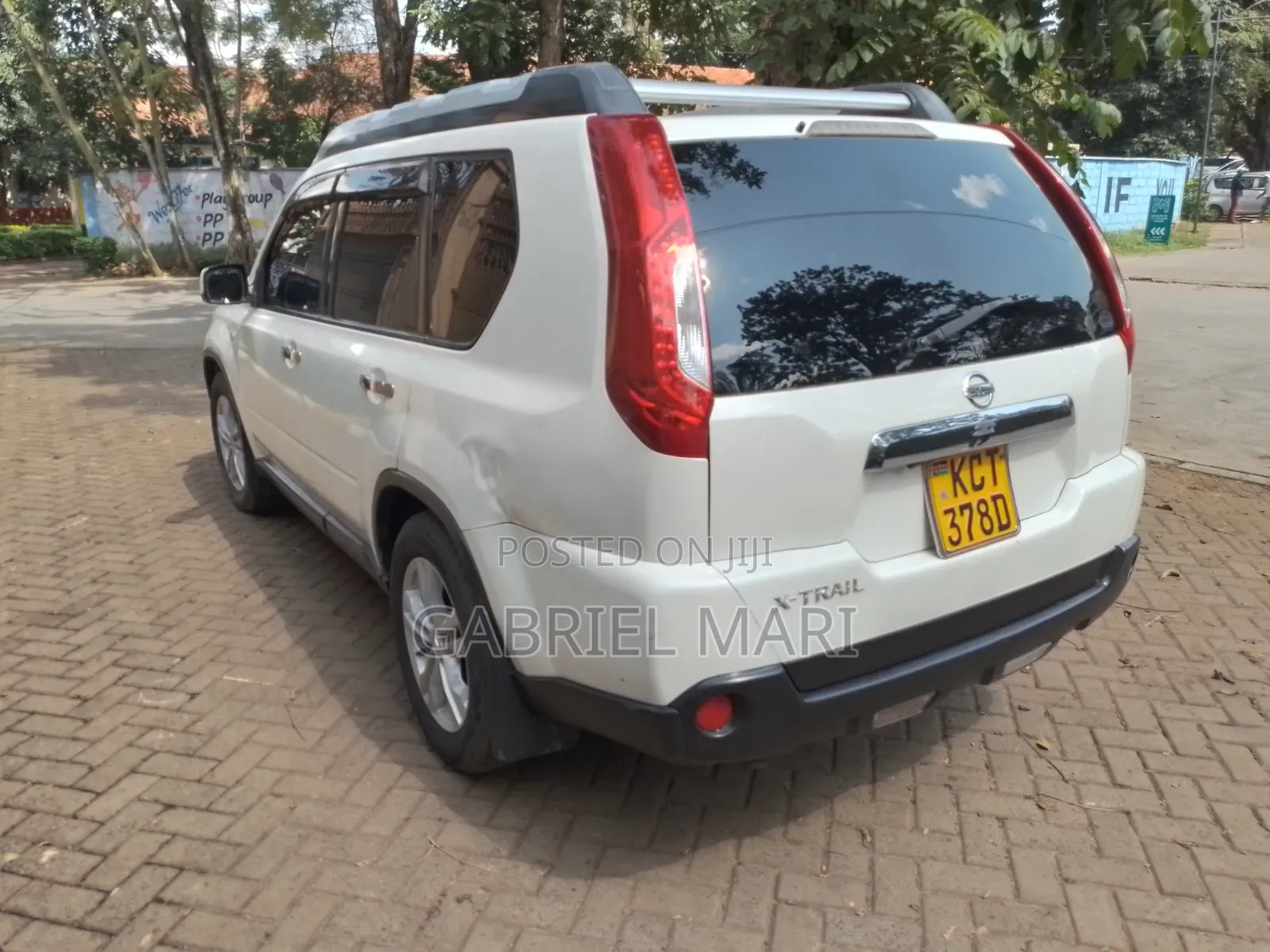Nissan X-Trail 2011 White