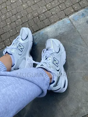 New Balance 530 White/Navy Running Sneakers – Brand New