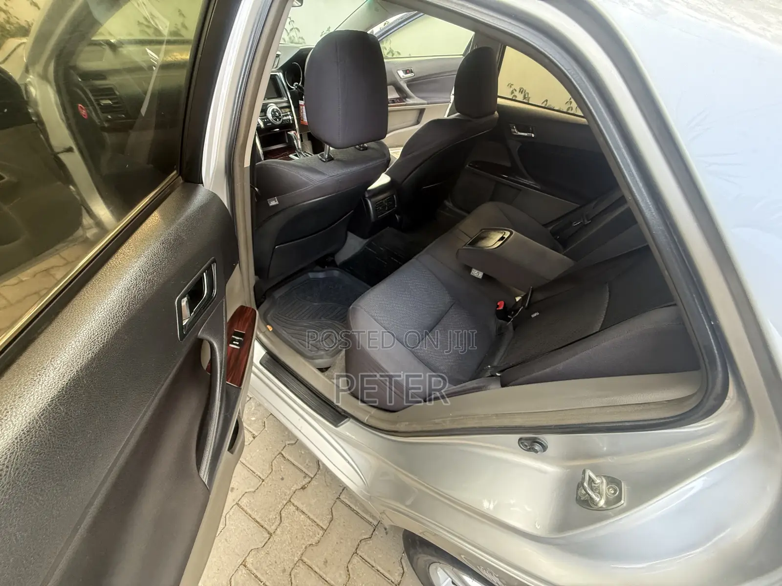 Toyota Mark X 2011 Silver