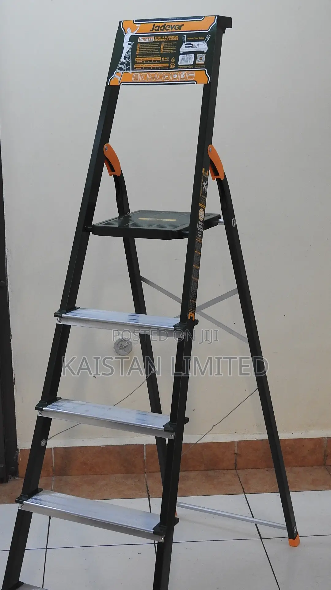 Jadever 4-Step Foldable Steel Step Ladder