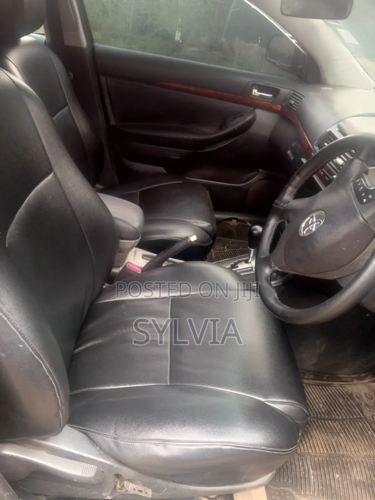Toyota Avensis 2005 Black