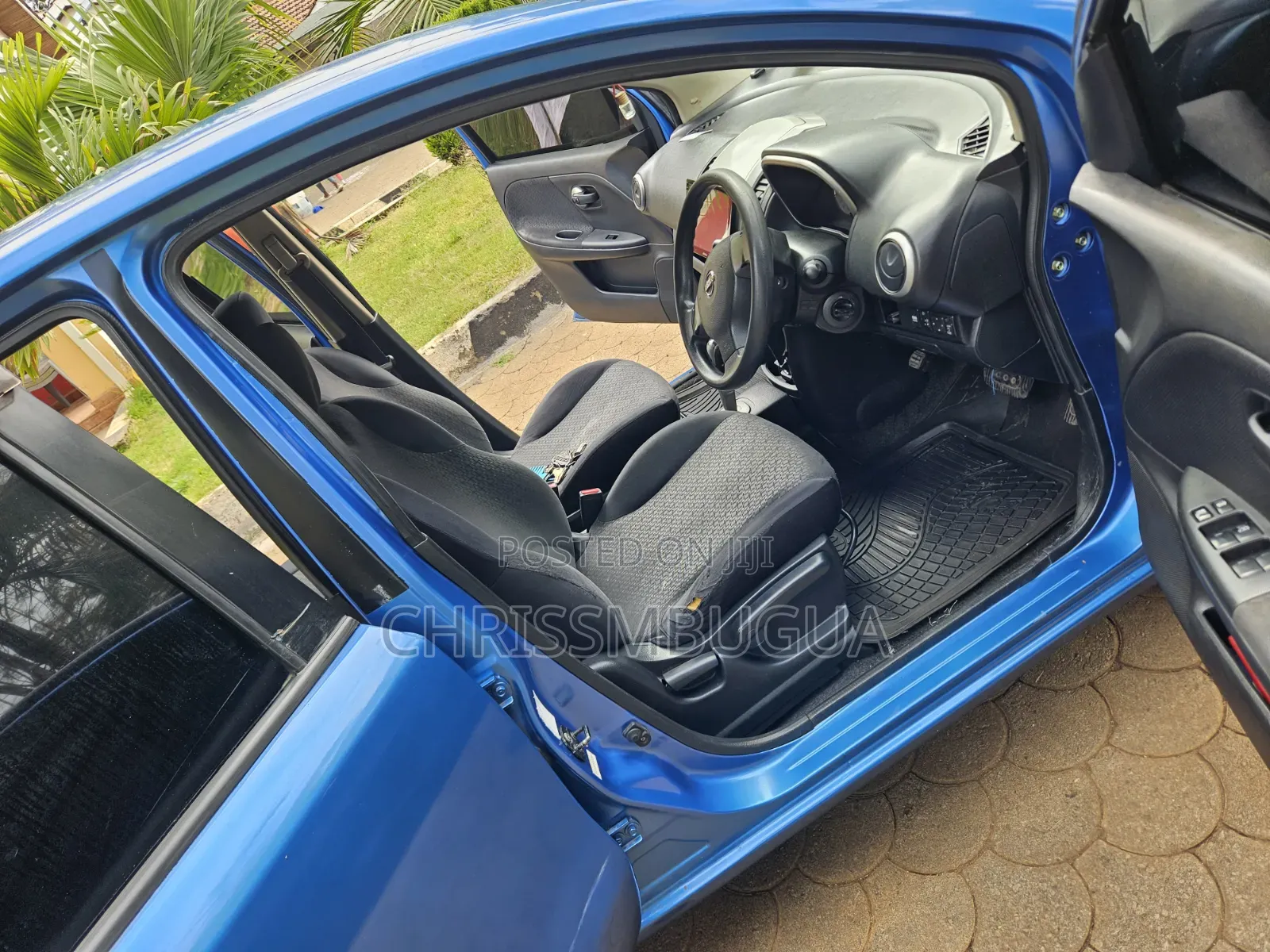 Nissan Note 2011 Blue