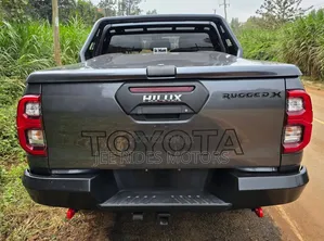 Toyota Hilux 2020 Gray