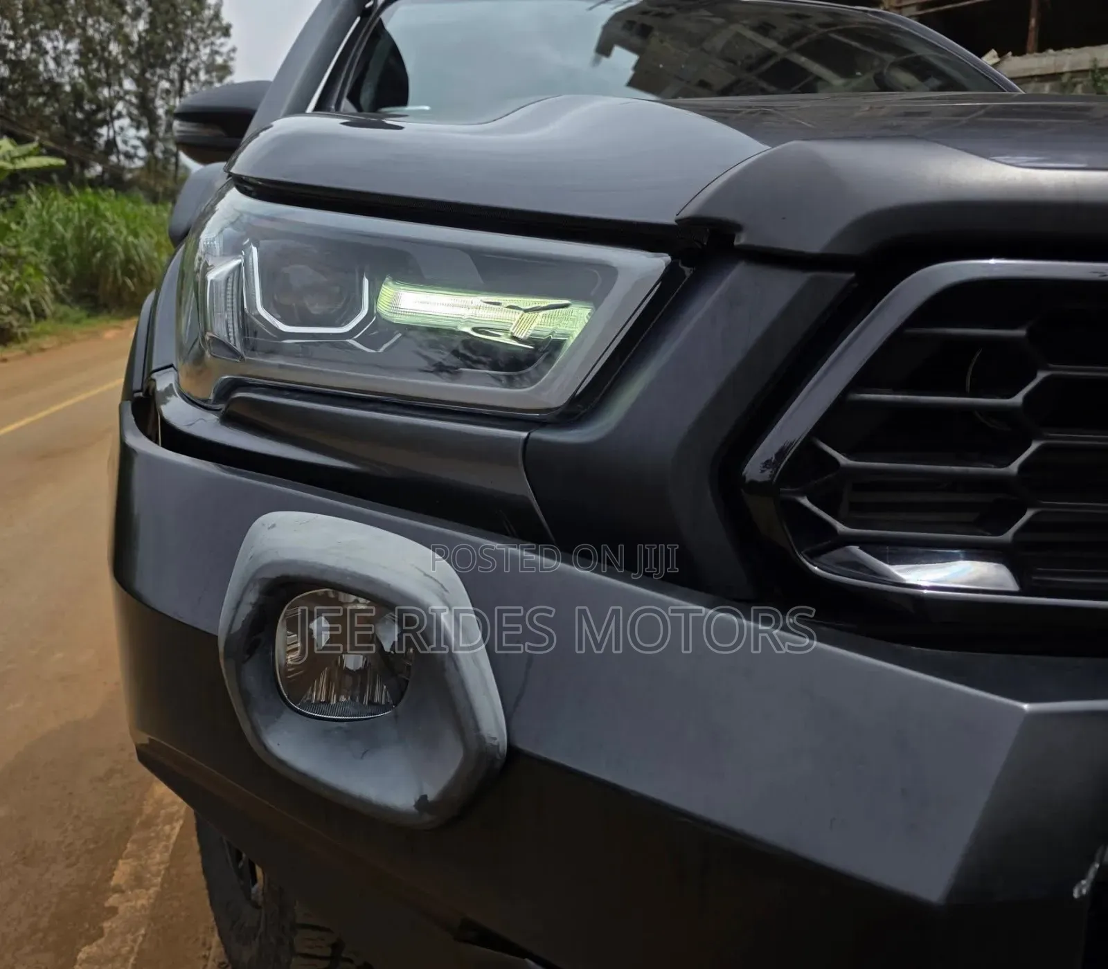 Toyota Hilux 2020 Gray
