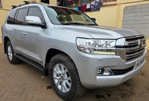 Toyota Land Cruiser 2019 Silver